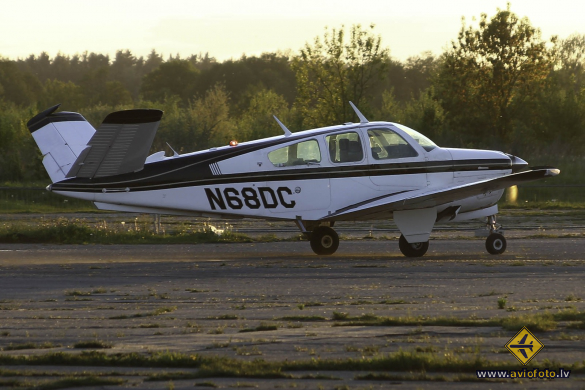 Beech V35B Bonanza
