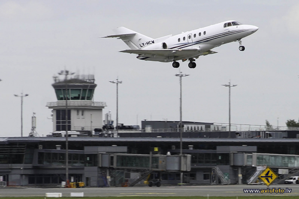 Raytheon Hawker 800XP