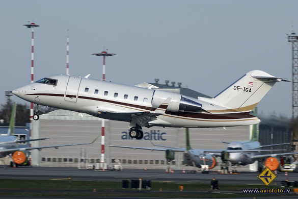 Bombardier Challenger 650 (CL-600-2B16)