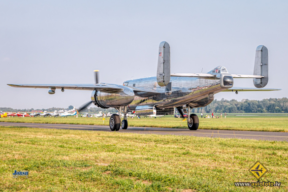 North American B-25J Mitchell