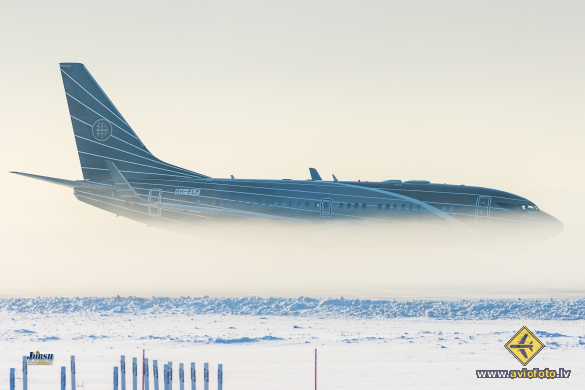Boeing 737-7BC BBJ