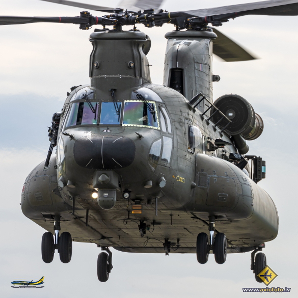 Boeing Chinook HC5