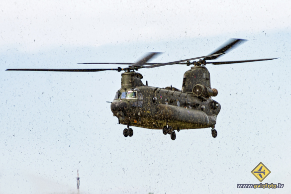 Boeing Chinook HC5