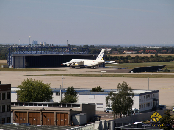 Antonov An-124-100M Ruslan