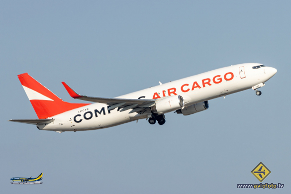Boeing 737-86N(SF)