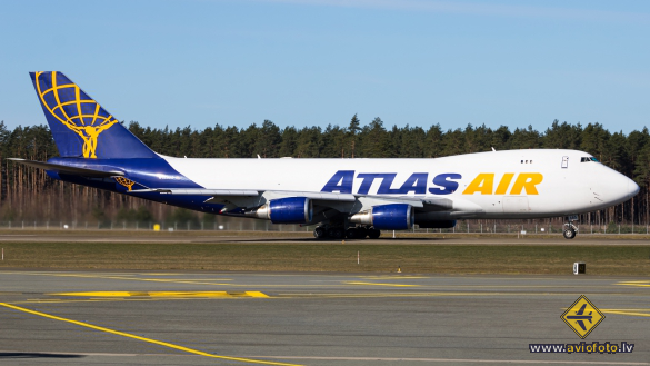 Boeing 747-45EF/SCD