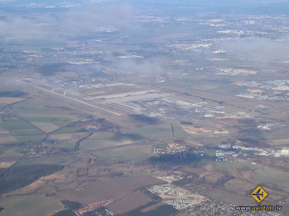 Airbus A220-300