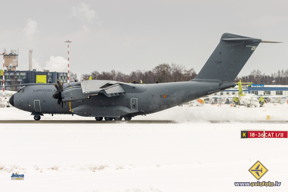 Airbus A400M-180