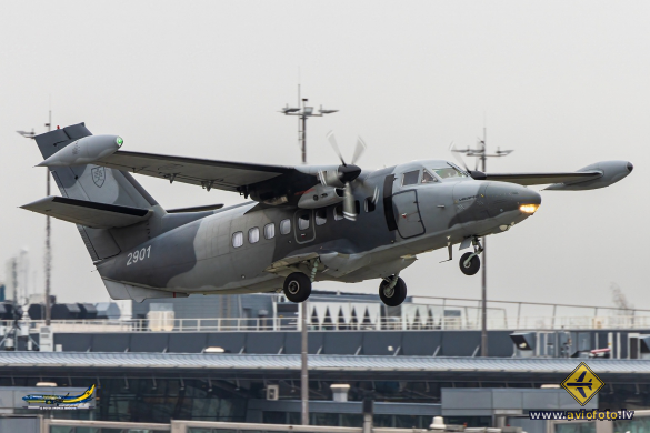 Let L-410UVP-E20 Turbolet