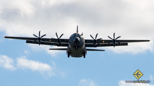 Lockheed Martin C-130J-30 Hercules (L-382)