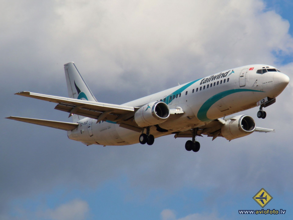 Boeing 737-4Q8