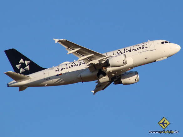 Airbus A319-114