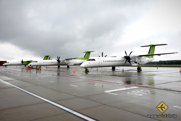 Bombardier DHC-8-402 Q400