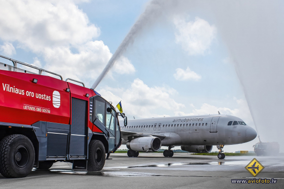Airbus A320-232