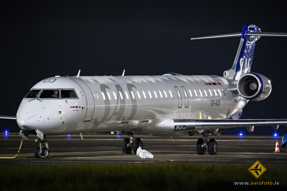 Bombardier CRJ-900ER (CL-600-2D24)