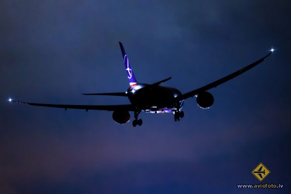 Boeing 787-8 Dreamliner