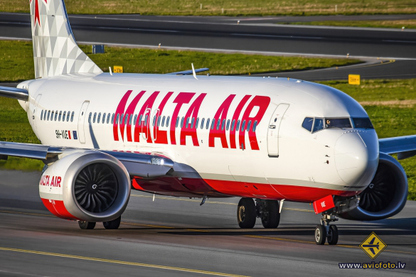 Boeing 737-8 MAX 200