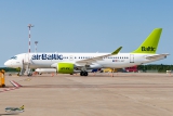 Airbus A220-300