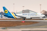 Boeing 737-36Q