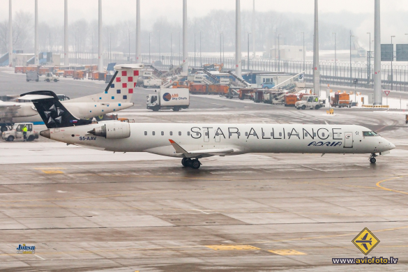 Bombardier CRJ-900LR (CL-600-2D24)