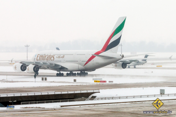 Airbus A380-861