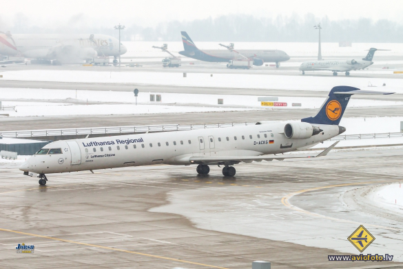 Bombardier CRJ-900LR (CL-600-2D24)
