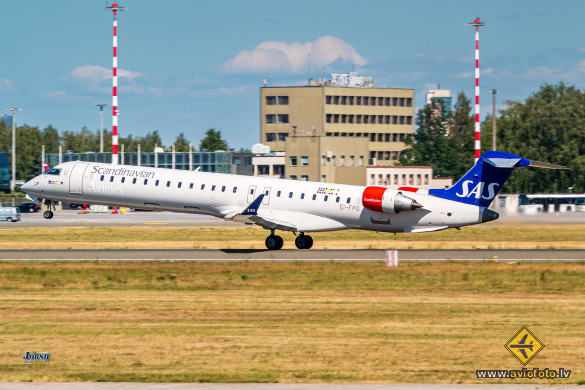 Bombardier CRJ-900 (CL-600-2D24)