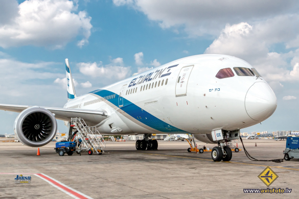 Boeing 787-9 Dreamliner