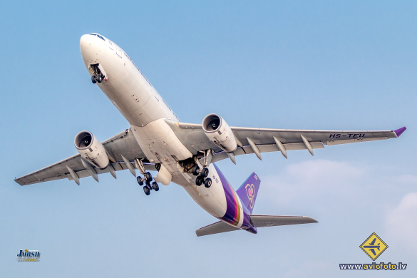 Airbus A330-343