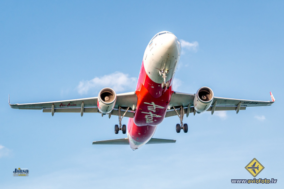 Airbus A320-216