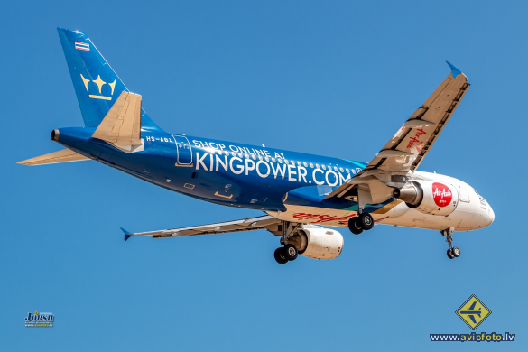 Airbus A320-214