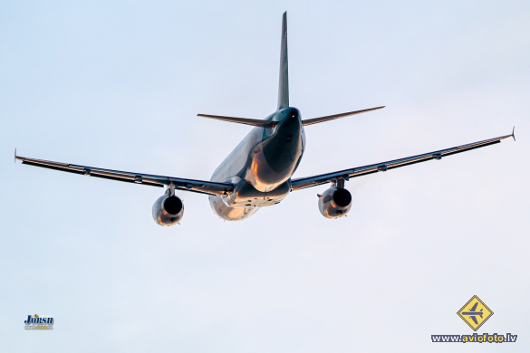 Airbus A320-233