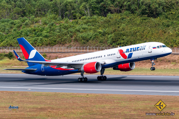 Boeing 757-2Q8