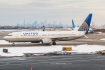 Boeing 737-824