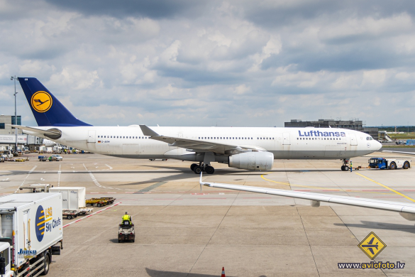 Airbus A330-343