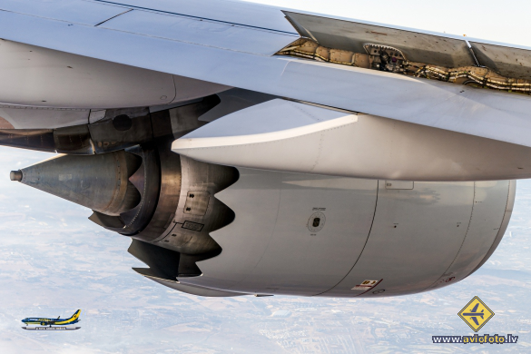 Boeing 747-830
