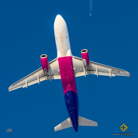 Airbus A320-232