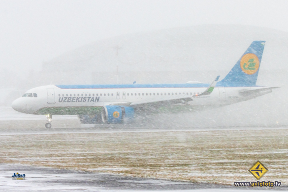 Airbus A320-251N