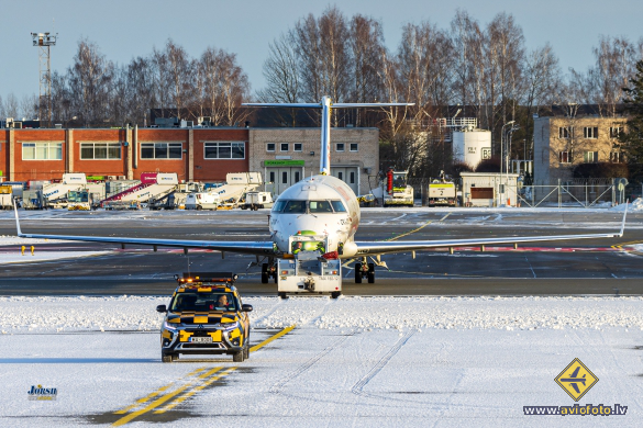 Bombardier CRJ-200ER (CL-600-2B19)