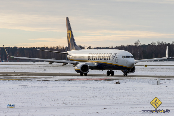 Boeing 737-8AS