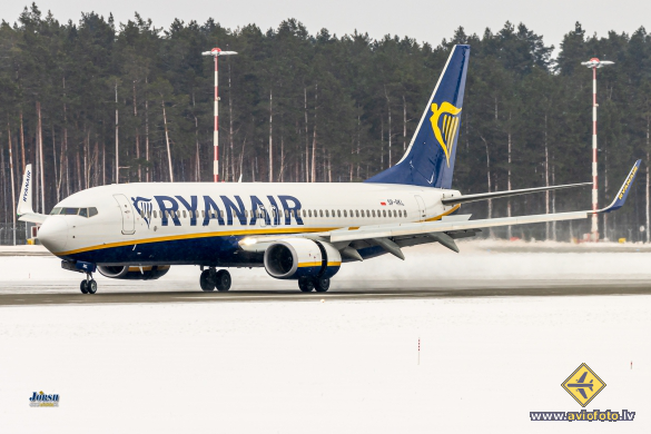 Boeing 737-8AS