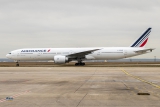 Boeing 777-328/ER