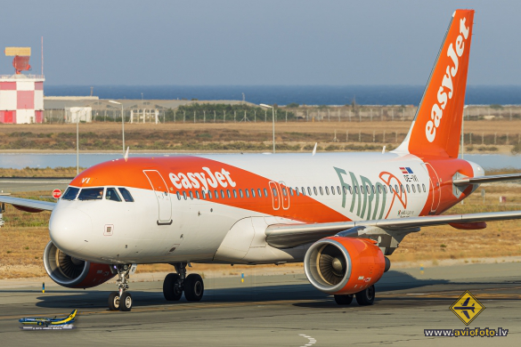 Airbus A320-214