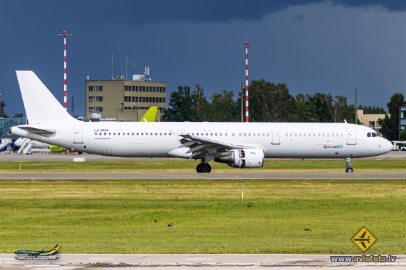 Airbus A321-211