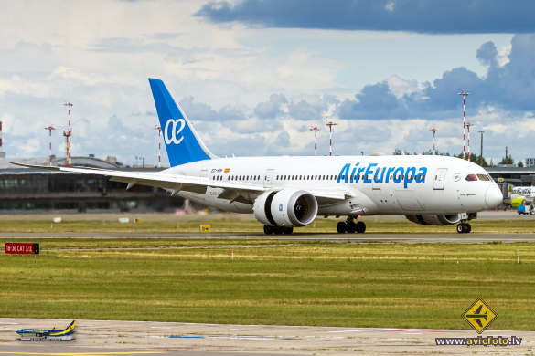 Boeing 787-8 Dreamliner