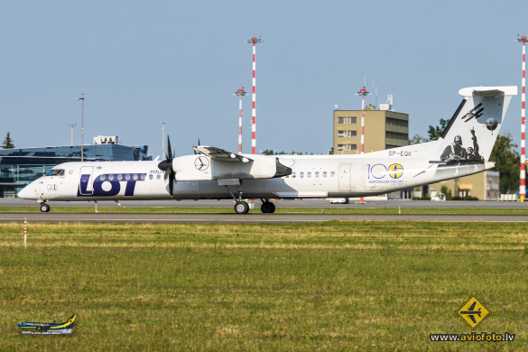 Bombardier DHC-8-402 Q400