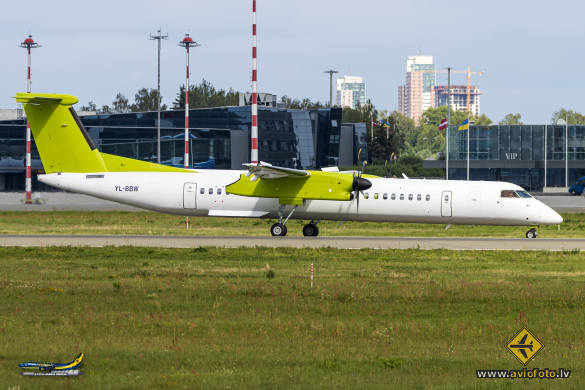 Bombardier DHC-8-402 Q400