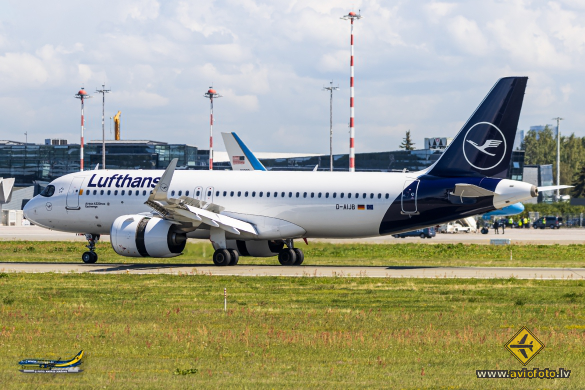 Airbus A320-271N