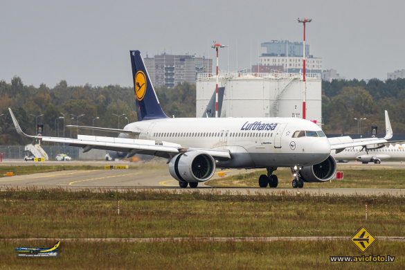 Airbus A320-271N