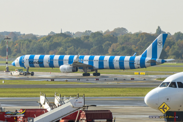 Boeing 757-330